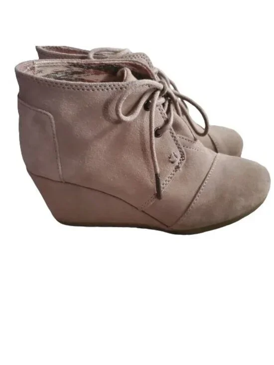 TOMS Embossed Suede Desert Wedge Casual Ankle Booties Taupe Women's Size 5 - Picture 7 of 15